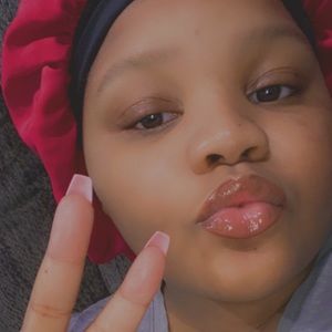 Meet your Posher, Michaela